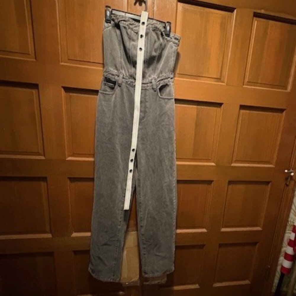 PrettyLittleThing Strapless Corset Denim Jumpsuit Gray ZipUp Back Sz 8(UK) BELT